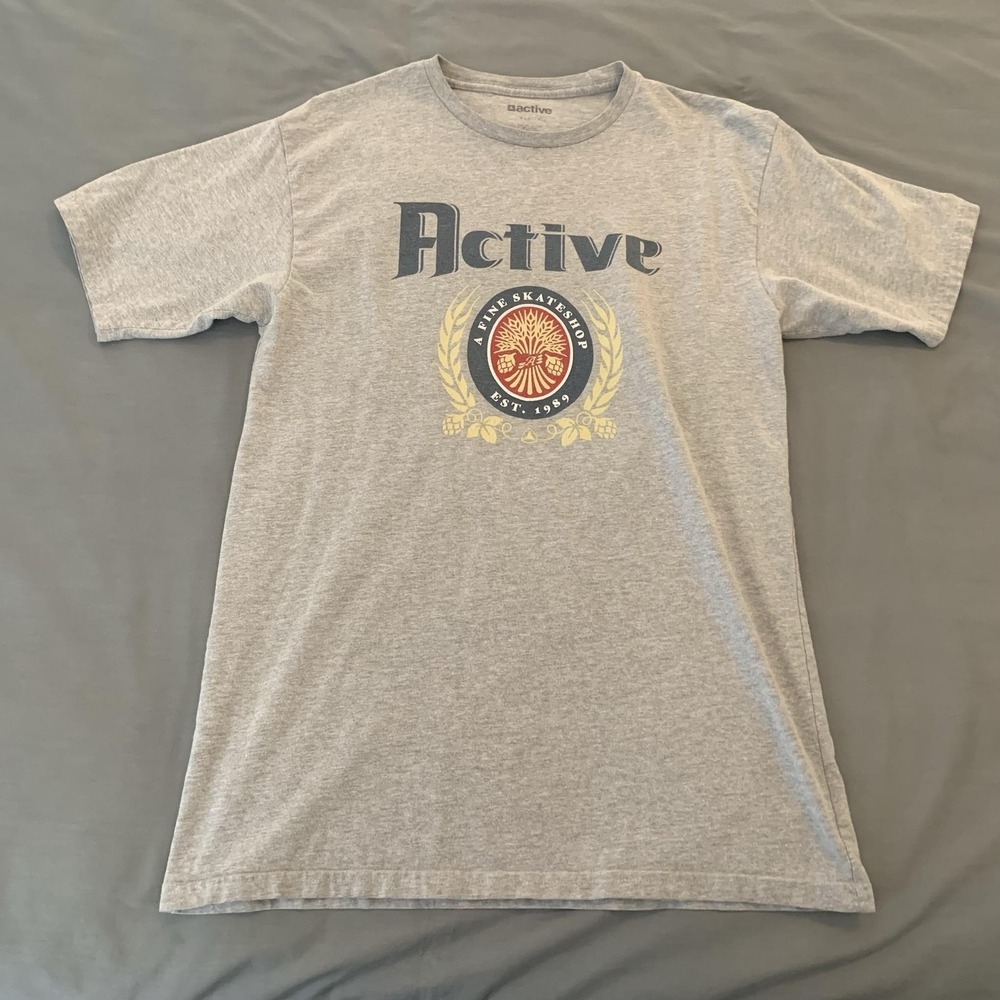 Active Shirt Mens Medium Gray Skateshop Crest Graphic Tee T-Shirt Skateboarding